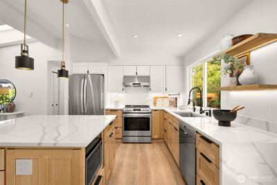 1513 3rd Place , Kirkland, WA 98033 - Photo 3