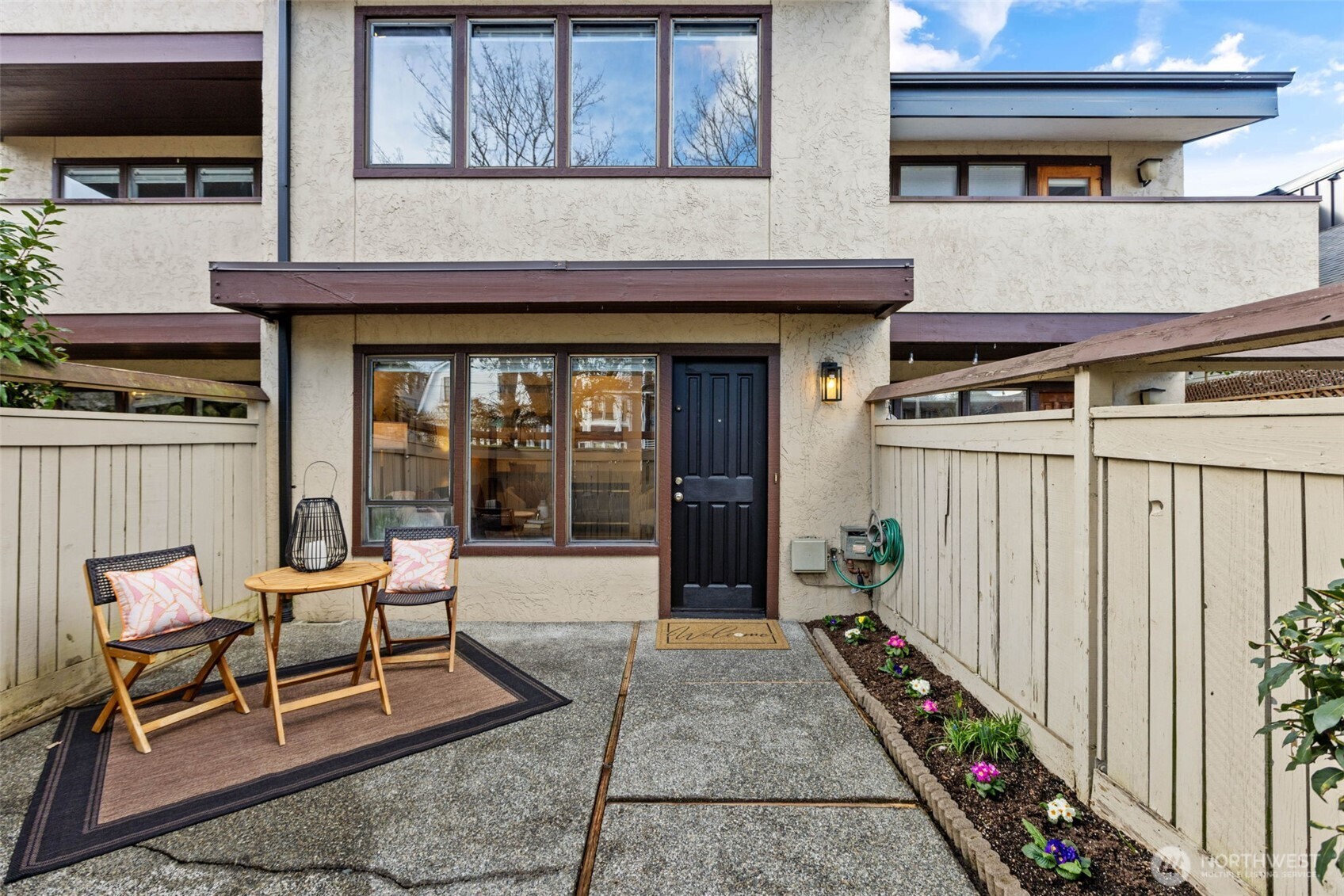 2009 42nd Avenue E, Seattle, WA 98112