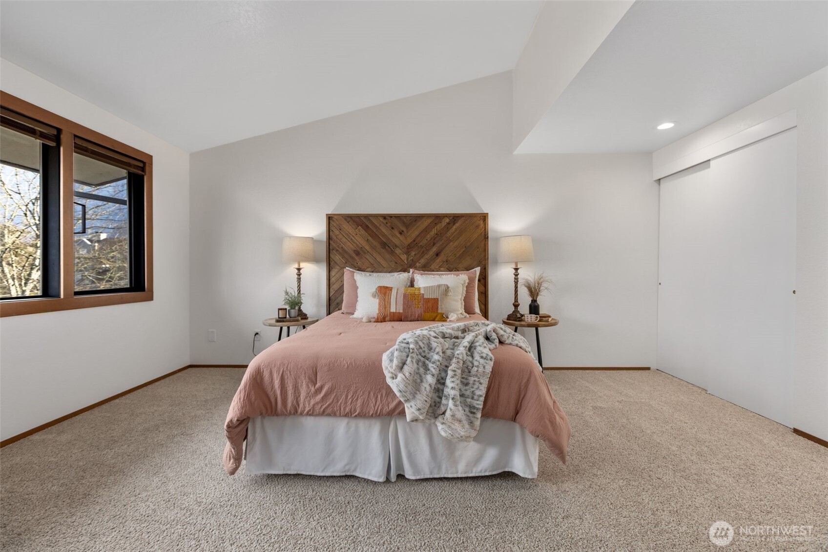 2009 42nd Avenue E, Seattle, WA 98112