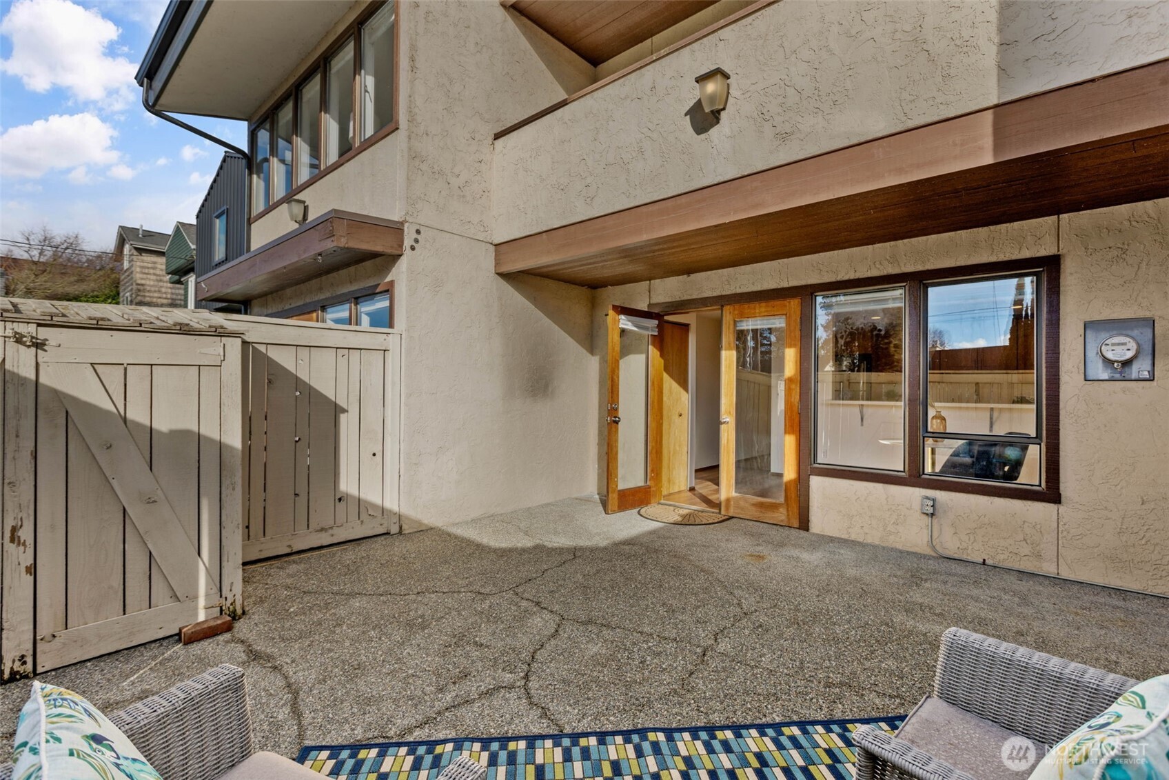 2009 42nd Avenue E, Seattle, WA 98112