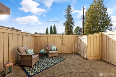 2009 42nd Avenue E, Seattle, WA 98112 - Photo 33