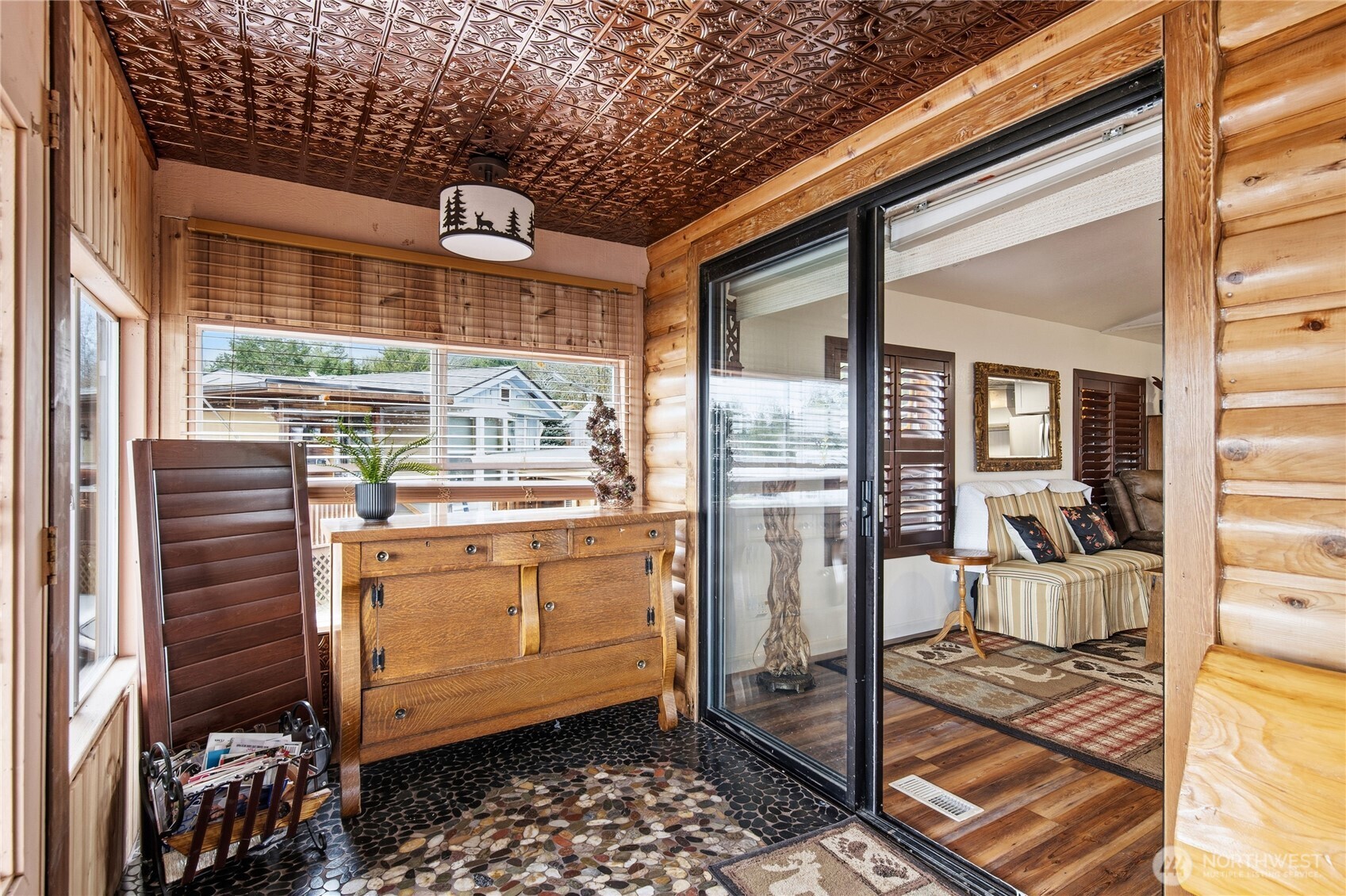 18289 E State Route 3 #20, Allyn, WA 98524