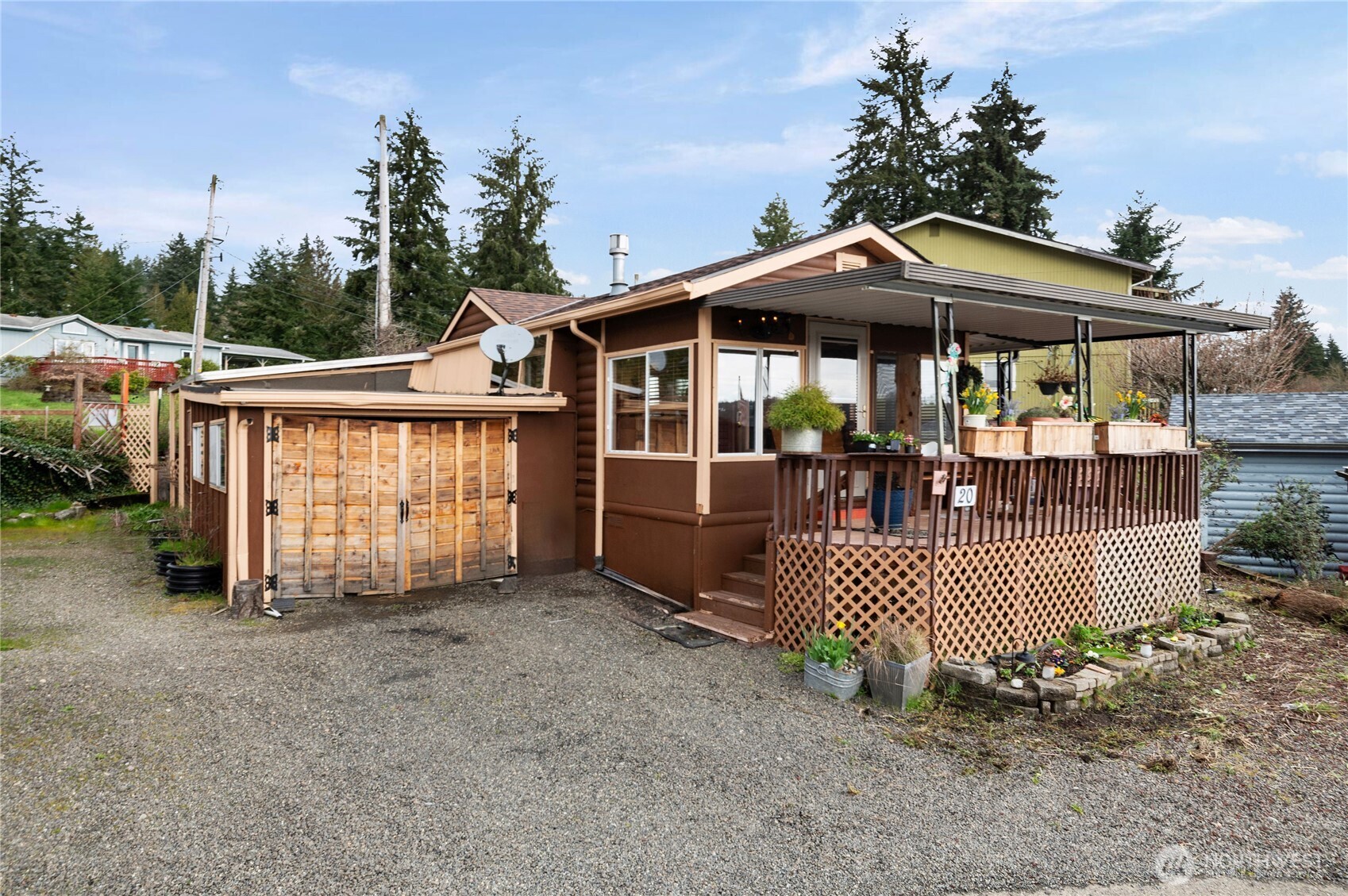 18289 E State Route 3 #20, Allyn, WA 98524