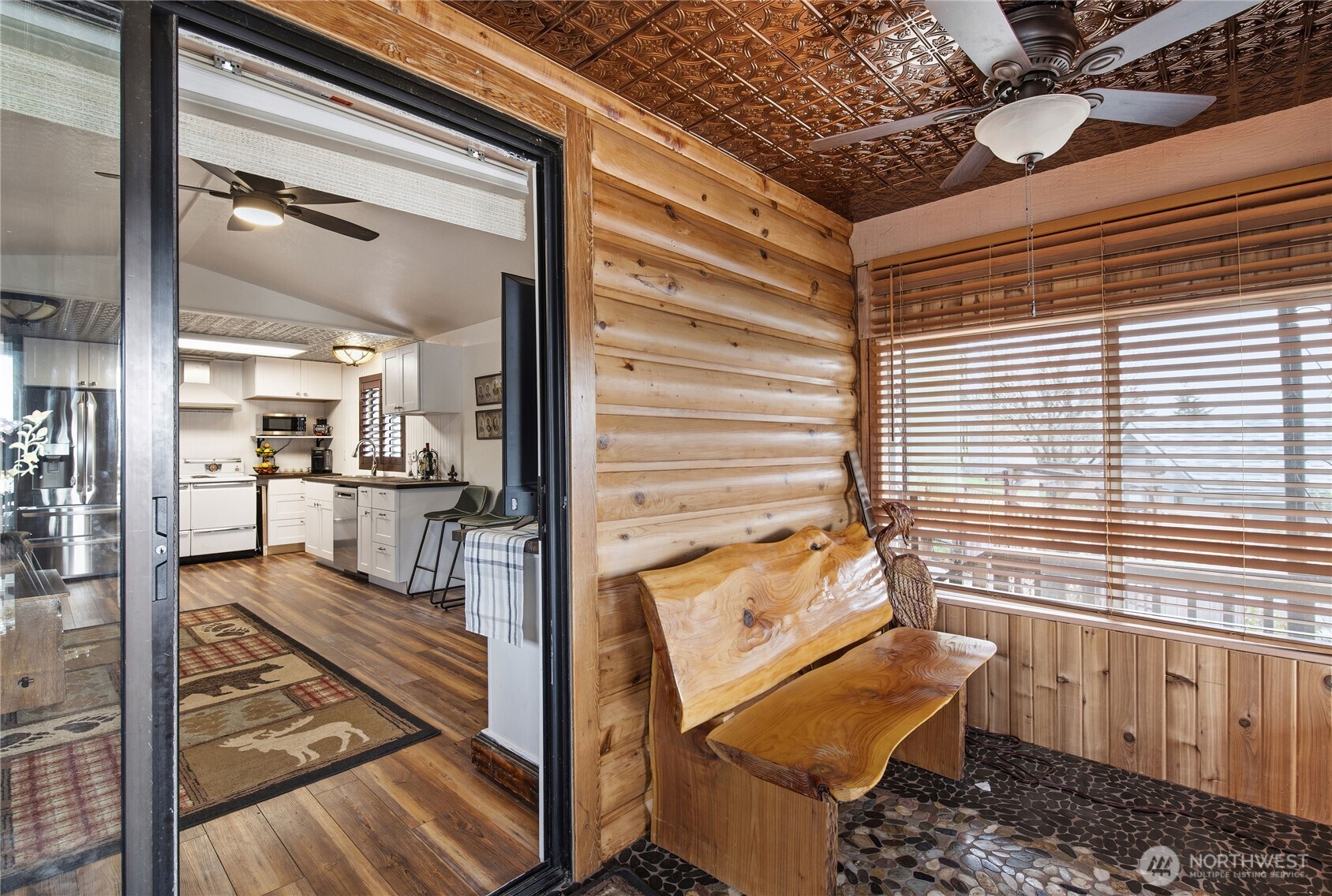 18289 E State Route 3 #20, Allyn, WA 98524