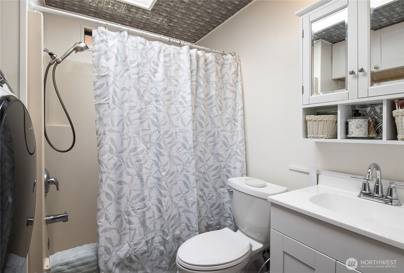 18289 E State Route 3 #20, Allyn, WA 98524