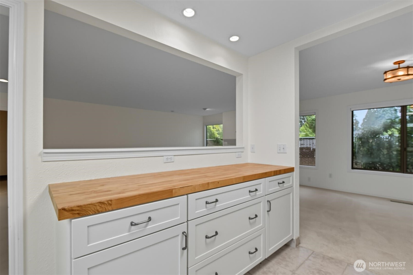 8900 NE 36th Street #1, Vancouver, WA 98662