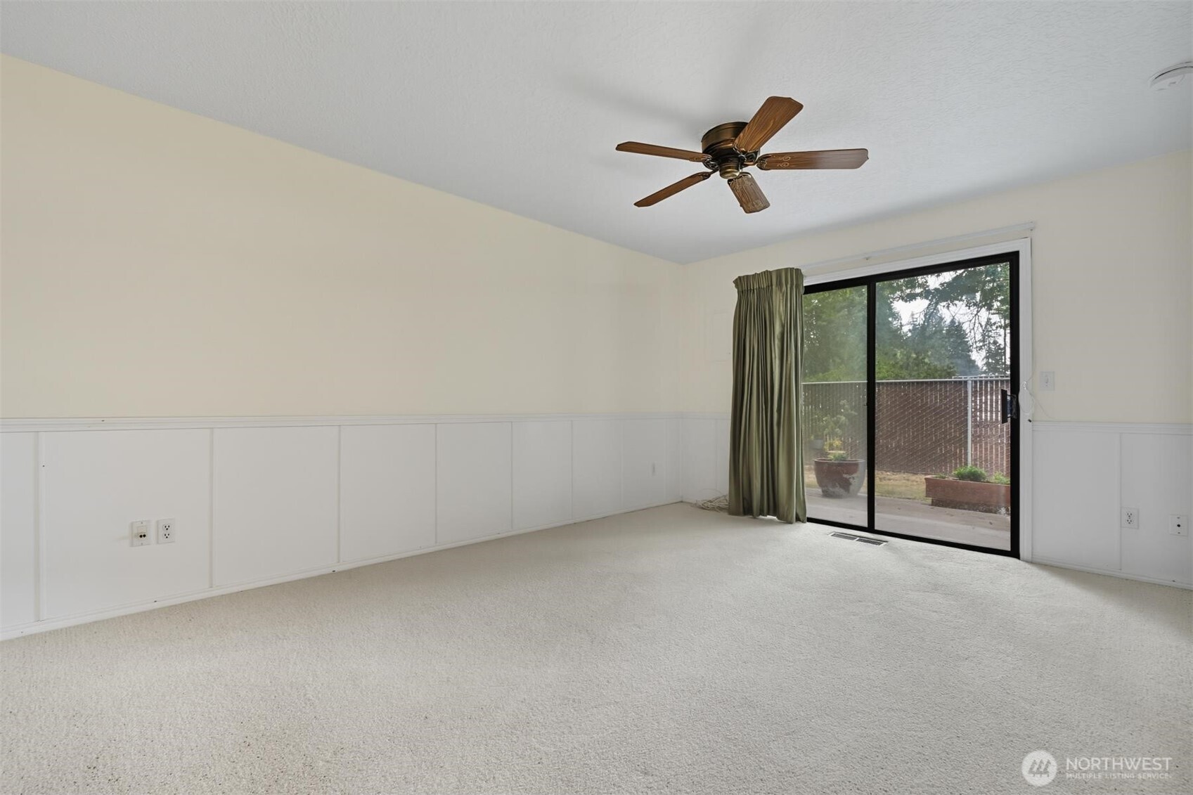 8900 NE 36th Street #1, Vancouver, WA 98662