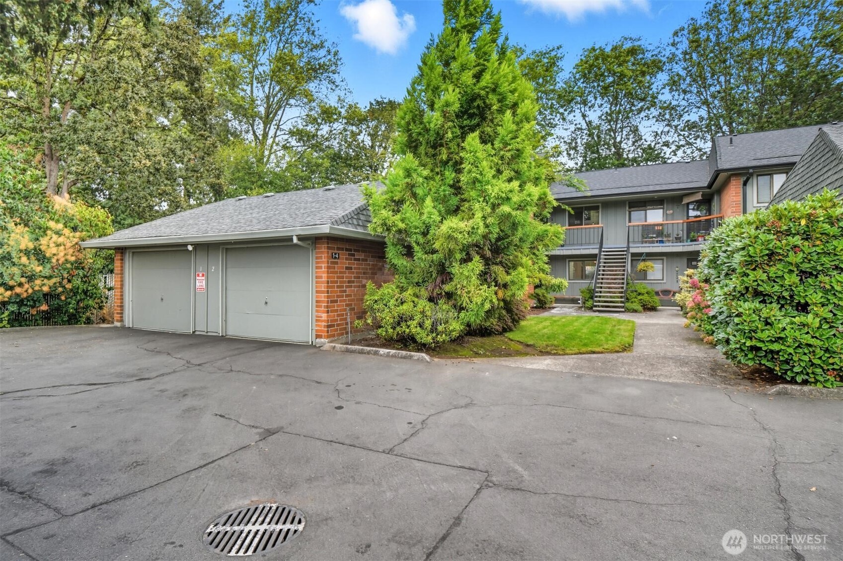 8900 NE 36th Street #1, Vancouver, WA 98662