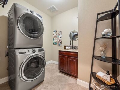 20714 61st Street E, Bonney Lake, WA 98391 - Photo 22