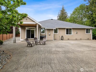 20714 61st Street E, Bonney Lake, WA 98391 - Photo 28