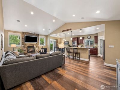 20714 61st Street E, Bonney Lake, WA 98391 - Photo 4