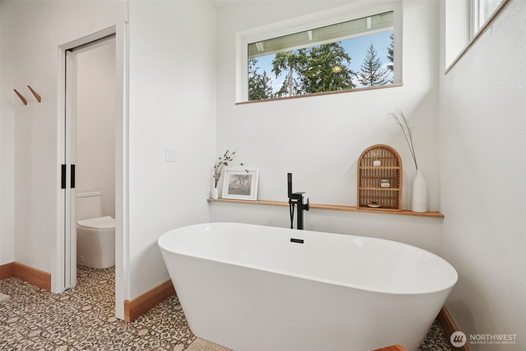 3721 NW 378th Street , La Center, WA 98629