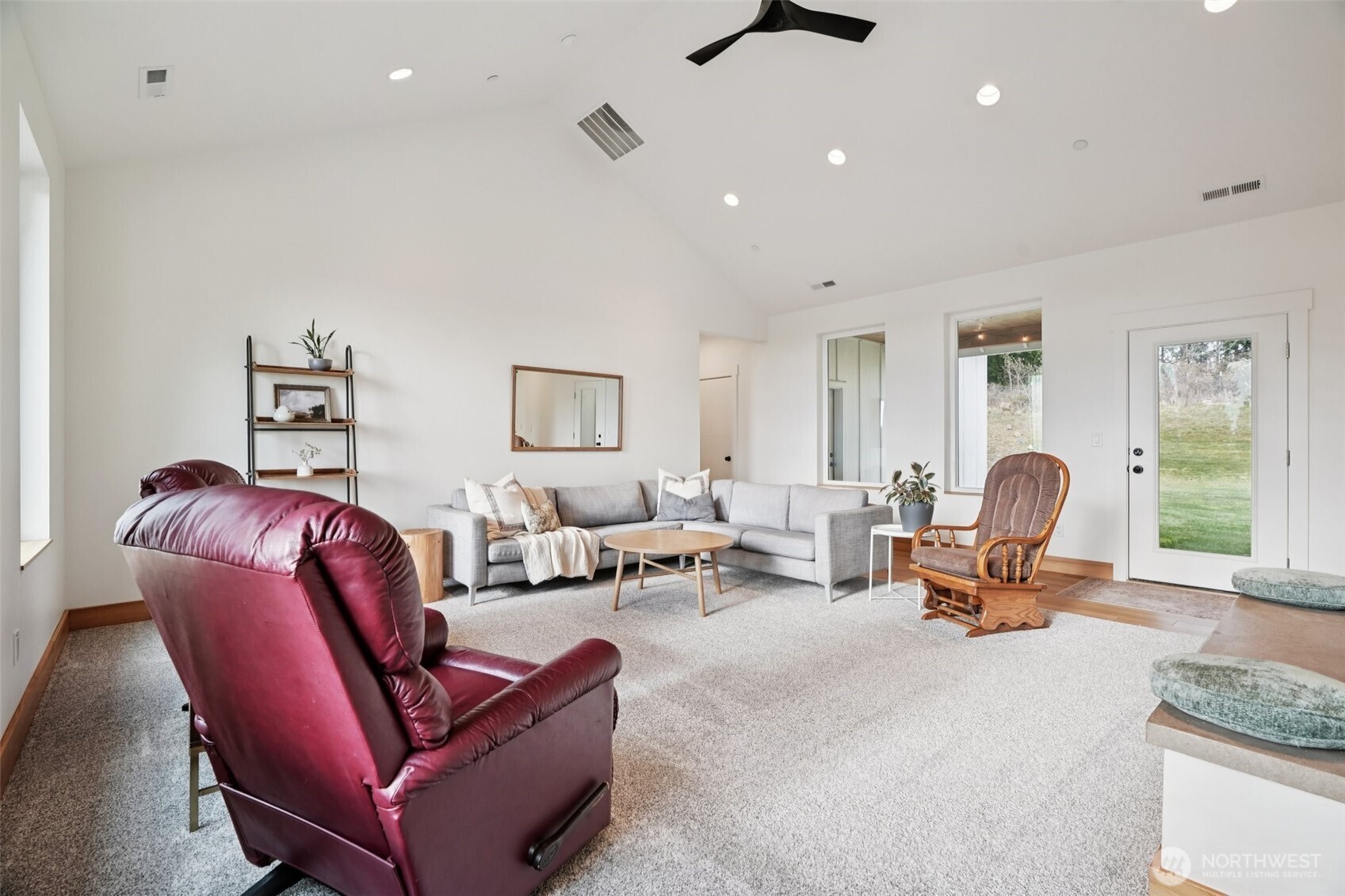 3721 NW 378th Street , La Center, WA 98629