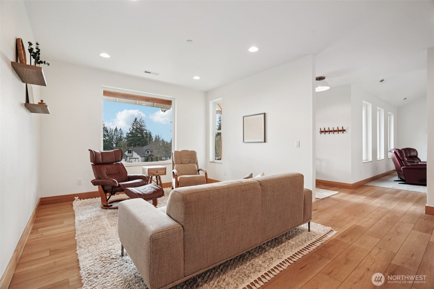 3721 NW 378th Street , La Center, WA 98629