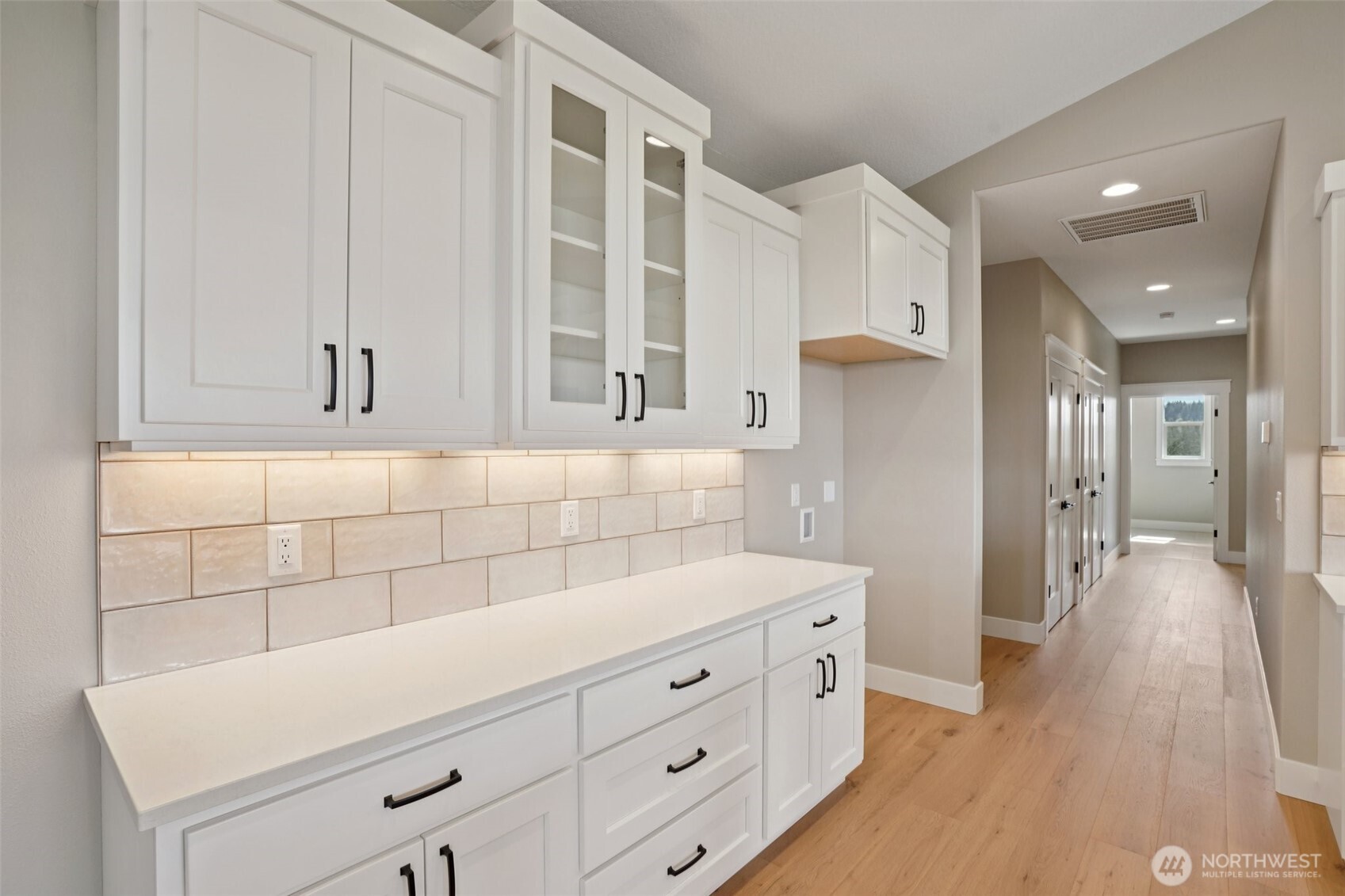 917 Confer Road , Kalama, WA 98625