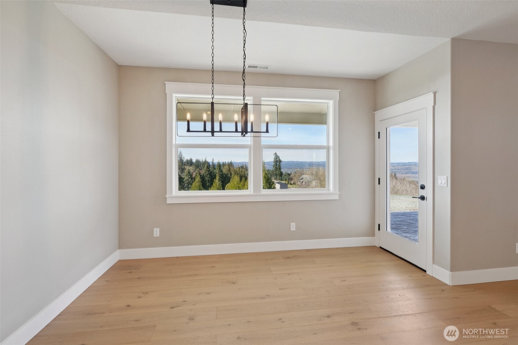 917 Confer Road , Kalama, WA 98625