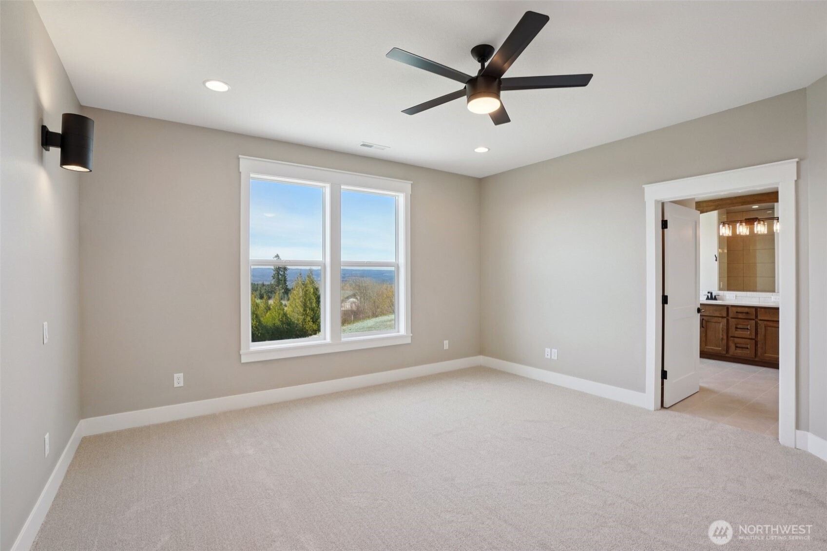 917 Confer Road , Kalama, WA 98625