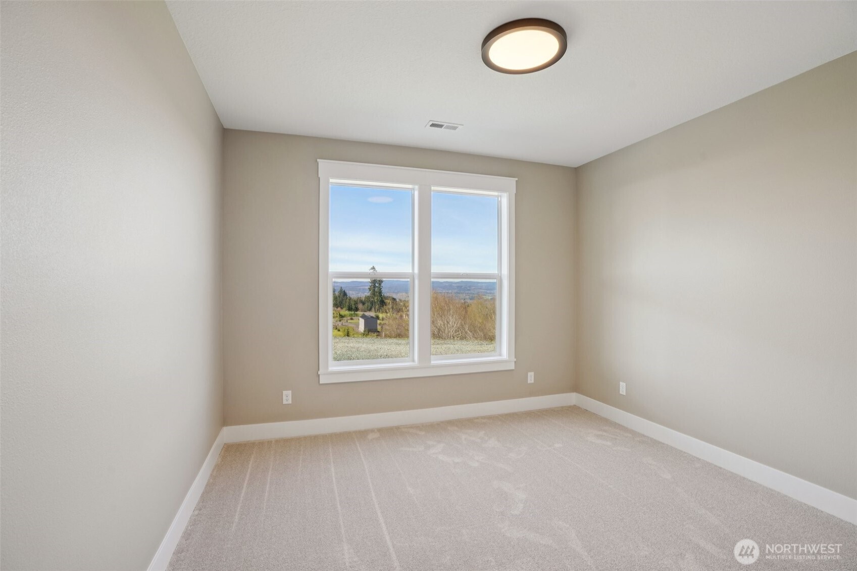 917 Confer Road , Kalama, WA 98625