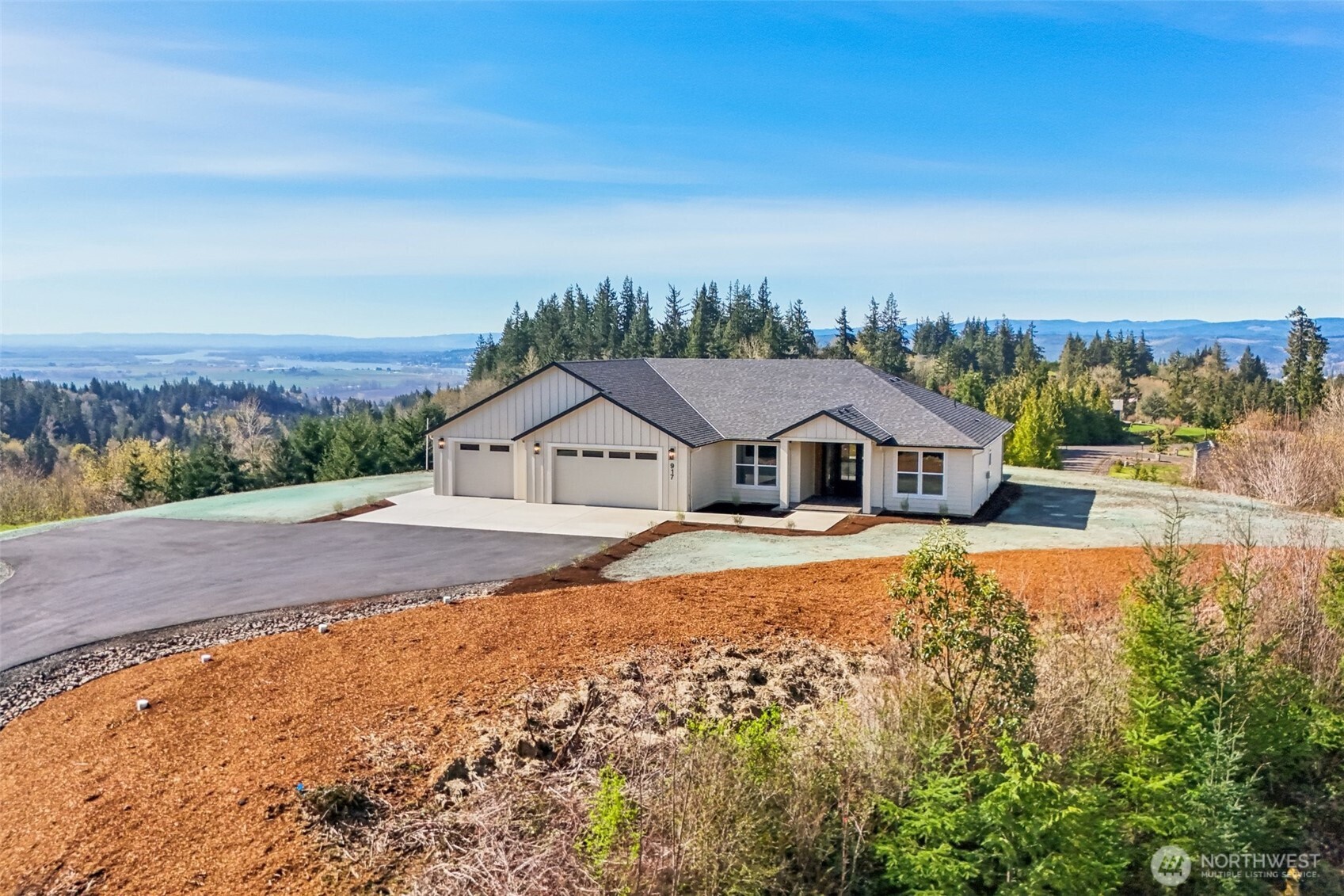 917 Confer Road , Kalama, WA 98625