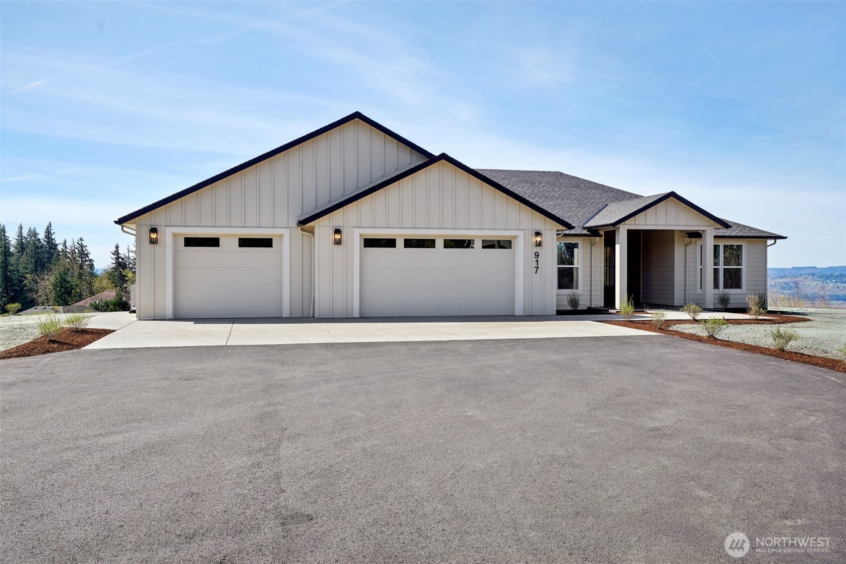 917 Confer Road , Kalama, WA 98625