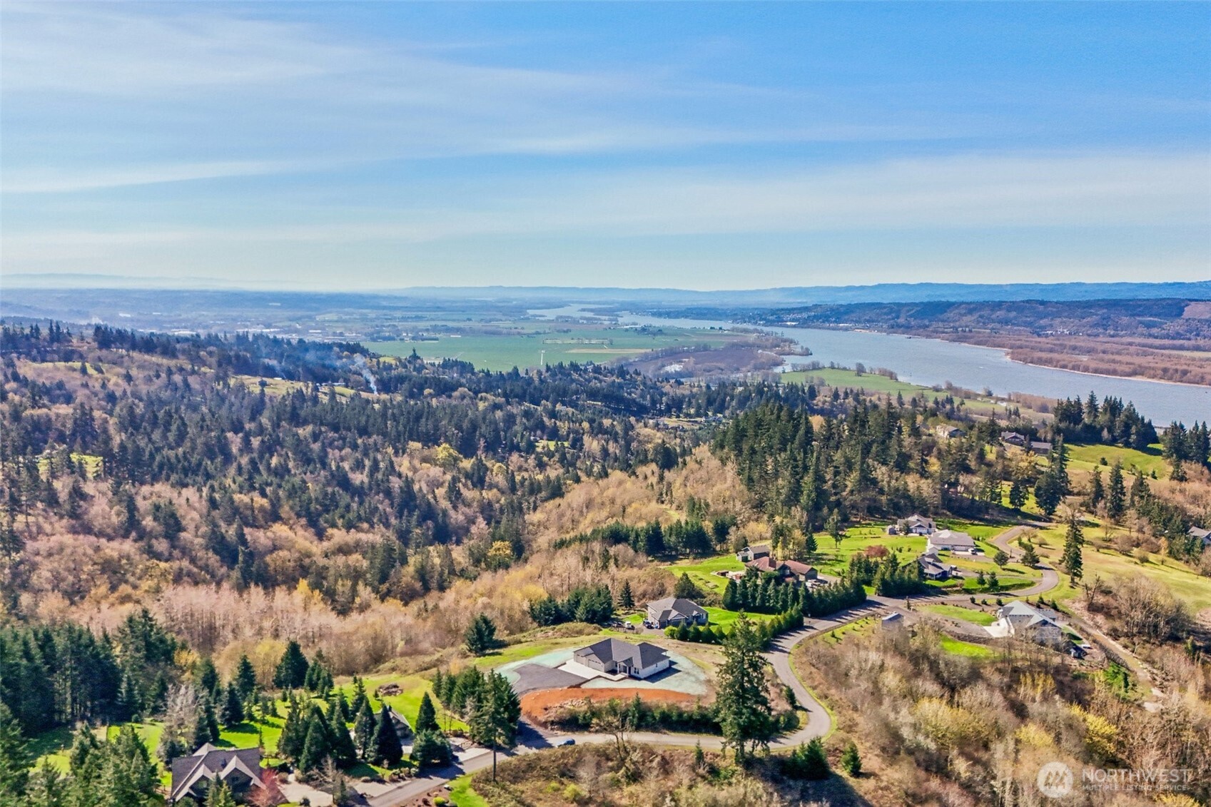 917 Confer Road , Kalama, WA 98625