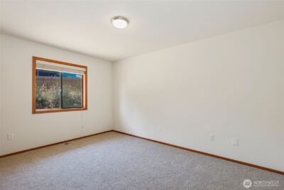 1826 Browns Point Boulevard , Tacoma, WA 98422 - Photo 19