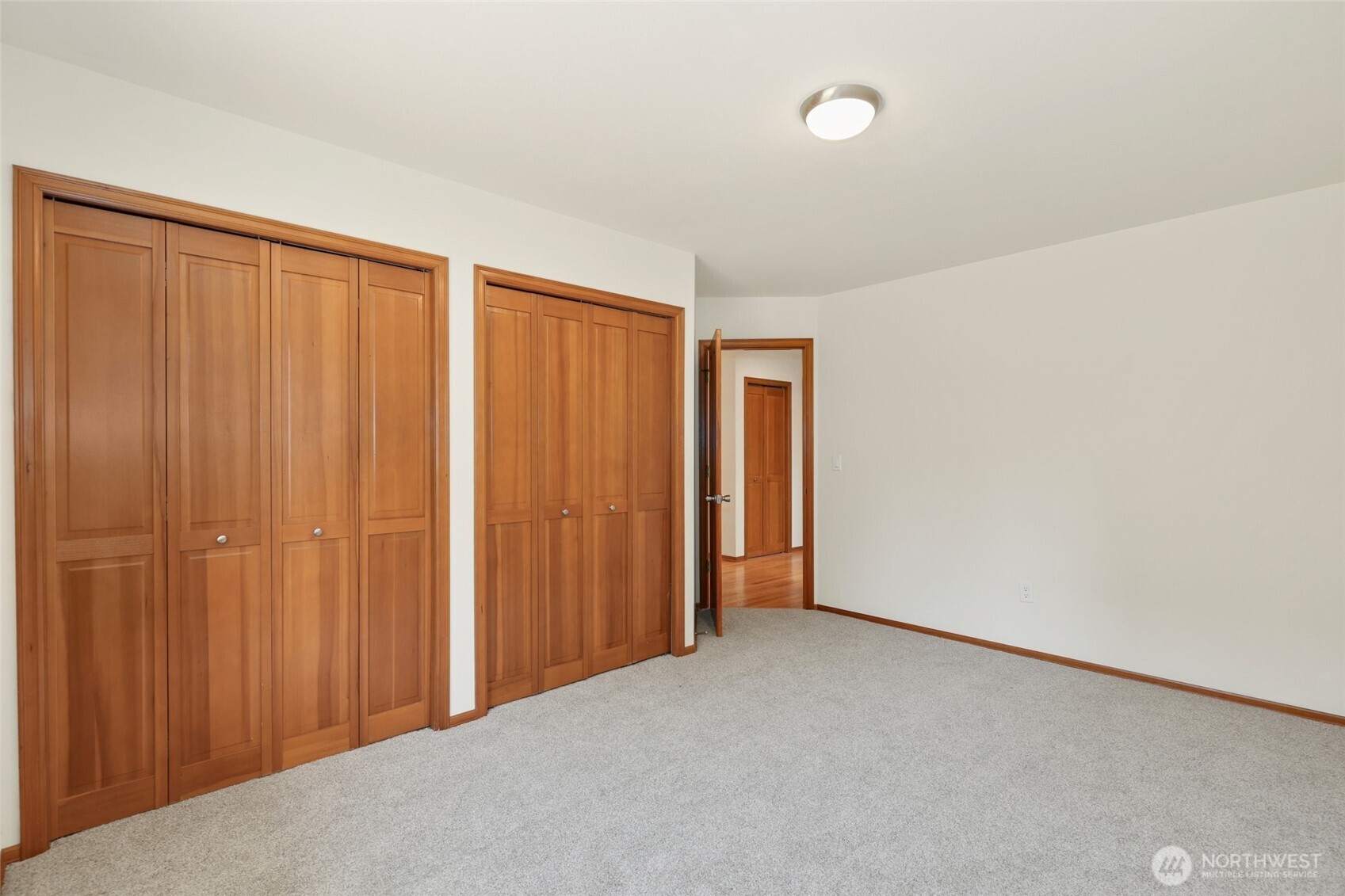 1826 Browns Point Boulevard , Tacoma, WA 98422