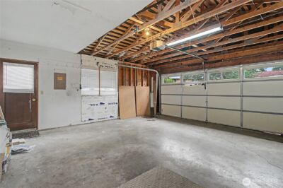 17904 156th Place SE, Renton, WA 98058 - Photo 32