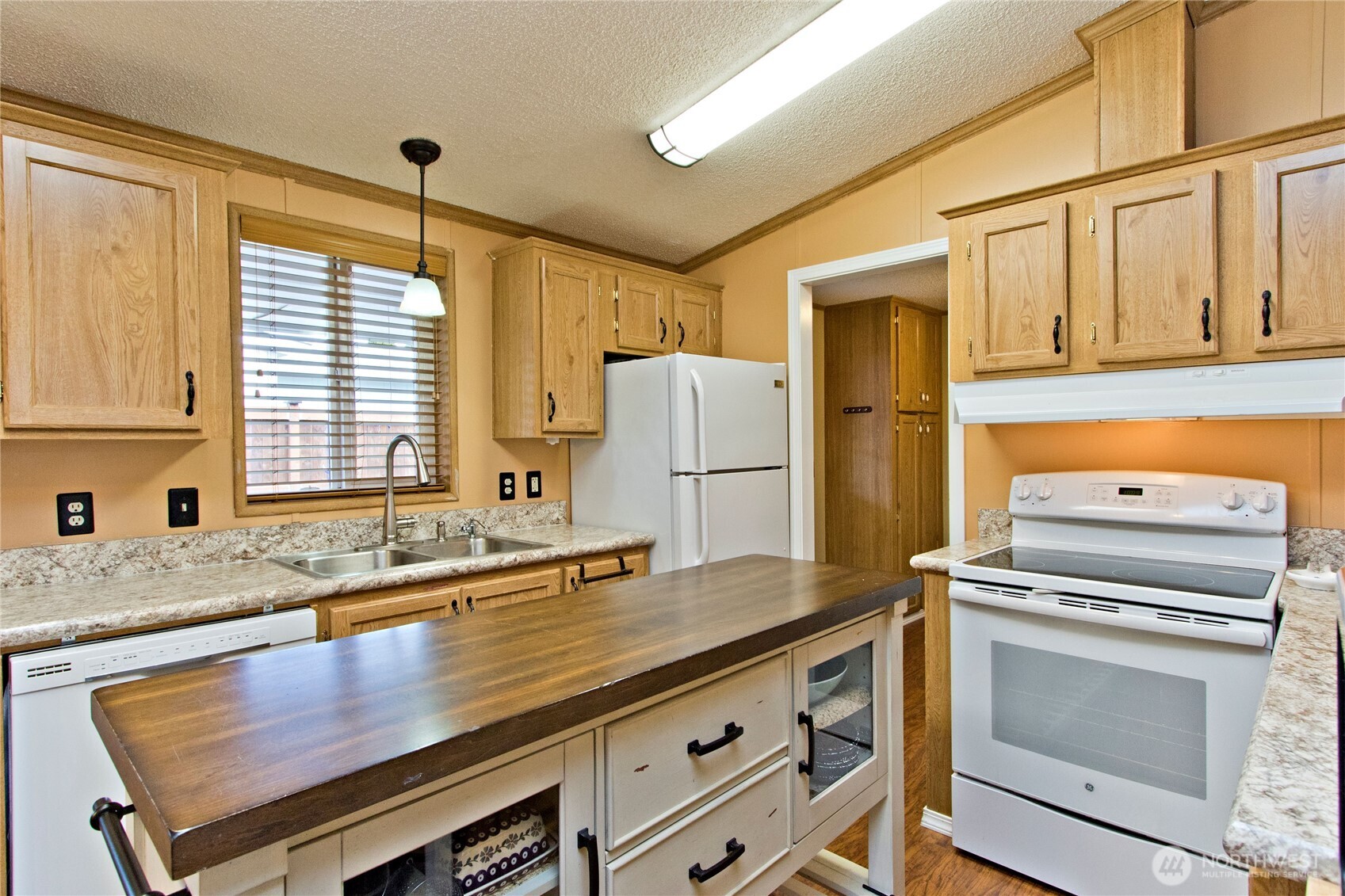 27484 149th Place SE #81, Kent, WA 98042