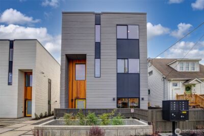 4405 S Holly Street , Seattle, WA 98118 - Photo 2