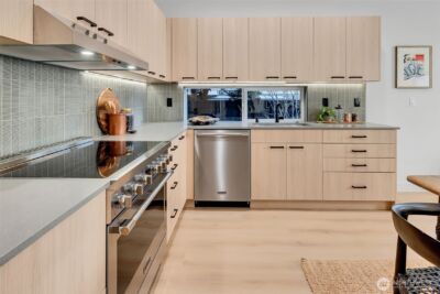 4405 S Holly Street , Seattle, WA 98118 - Photo 8