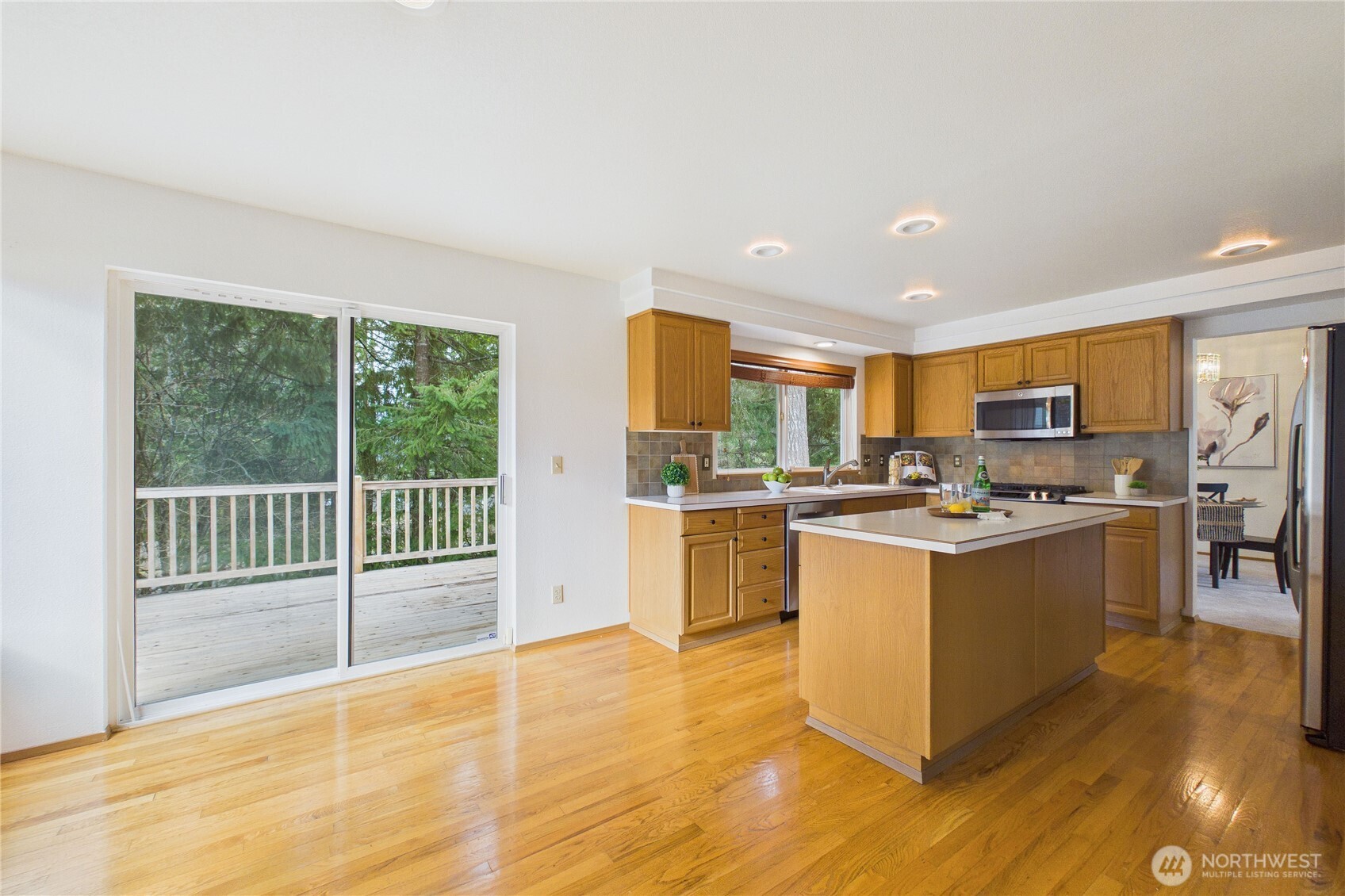 12791 Plateau Circle NW, Silverdale, WA 98383