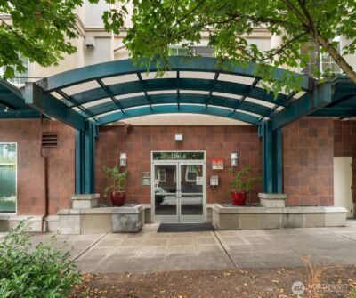 11004 NE 11th Street #404, Bellevue, WA 98004 - Photo 3