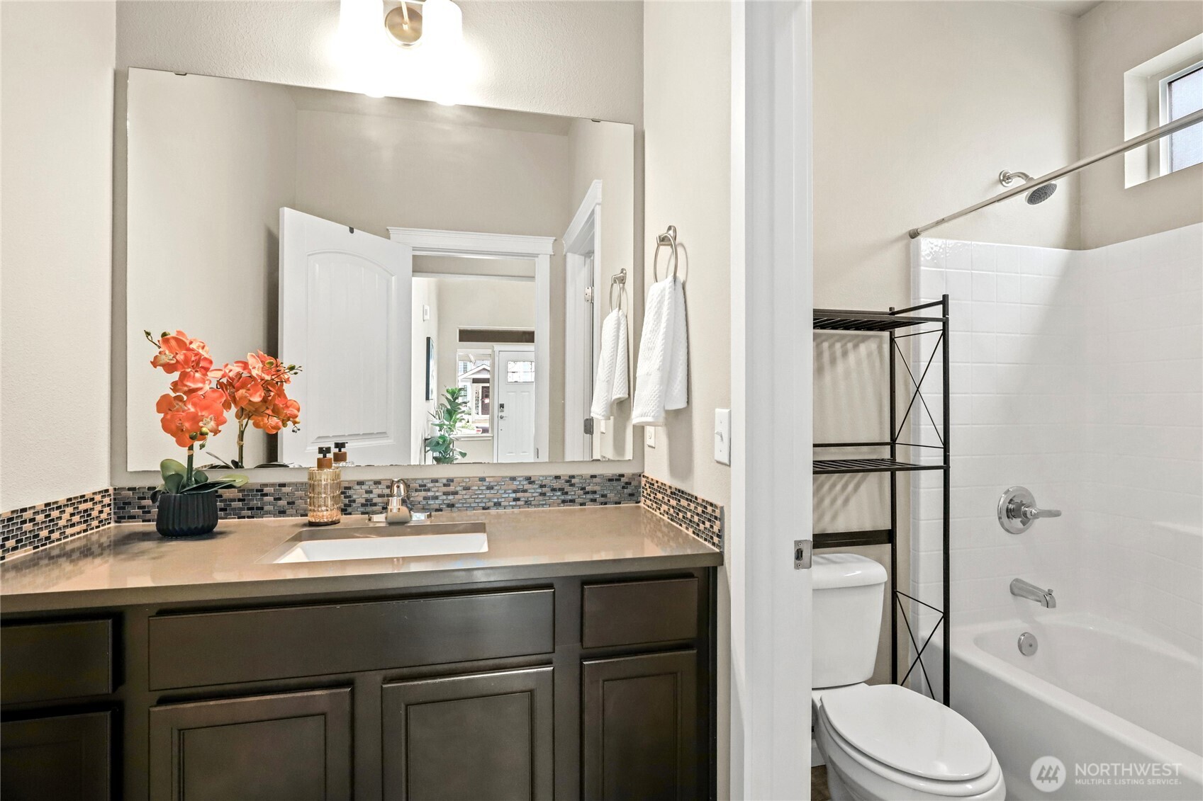 3914 Portside Drive , Bremerton, WA 98312-7102