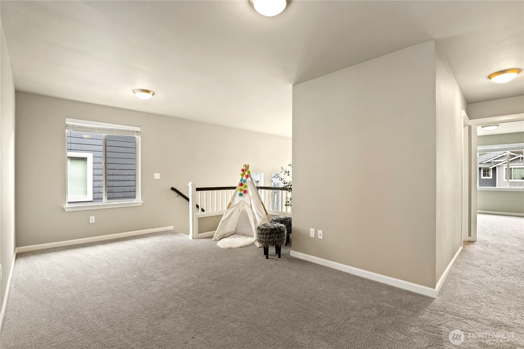 3914 Portside Drive , Bremerton, WA 98312-7102