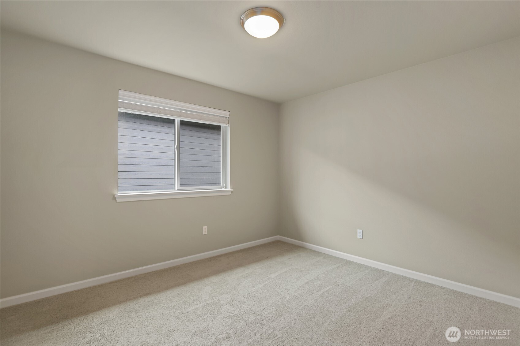 3914 Portside Drive , Bremerton, WA 98312-7102