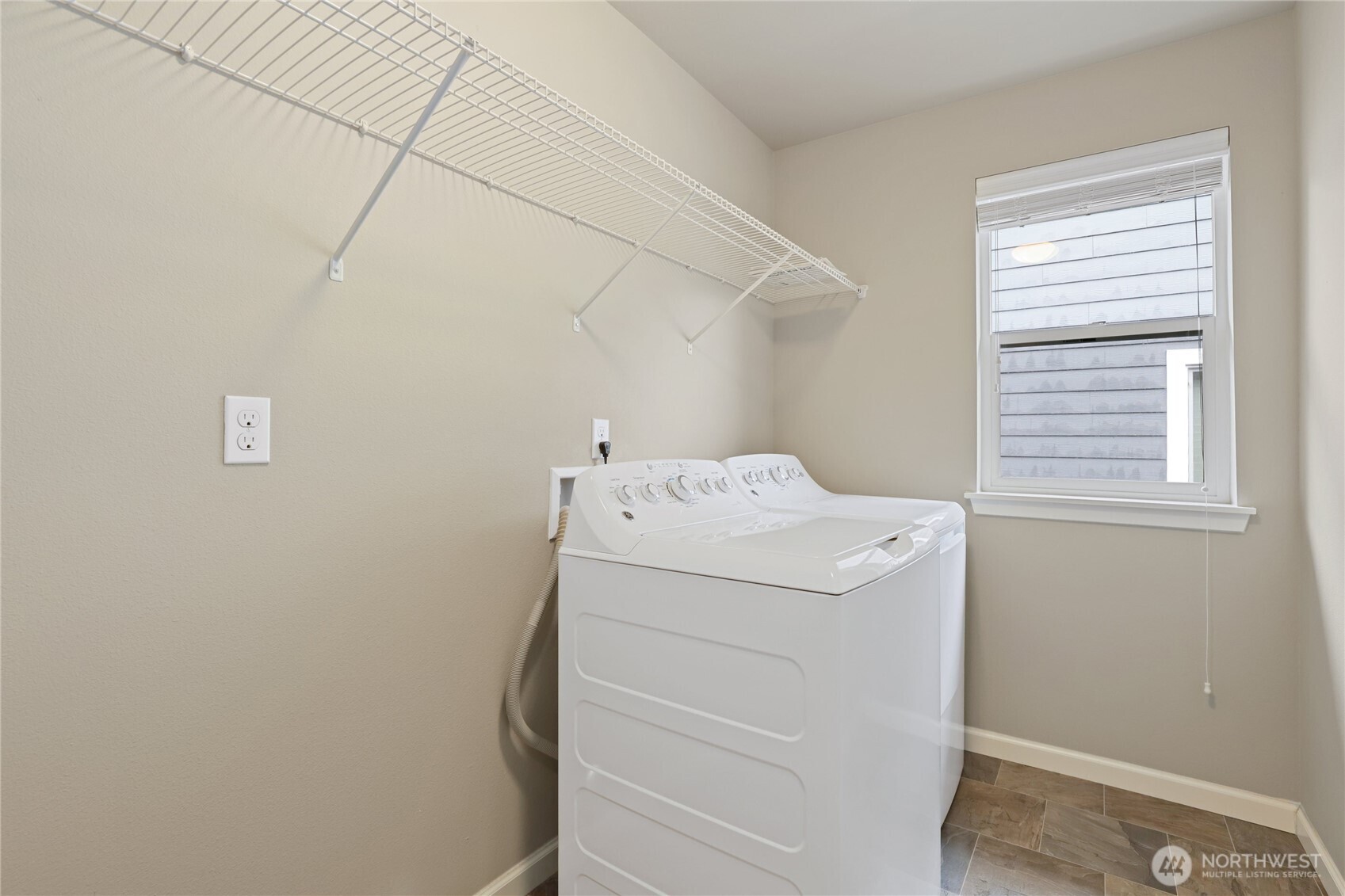 3914 Portside Drive , Bremerton, WA 98312-7102