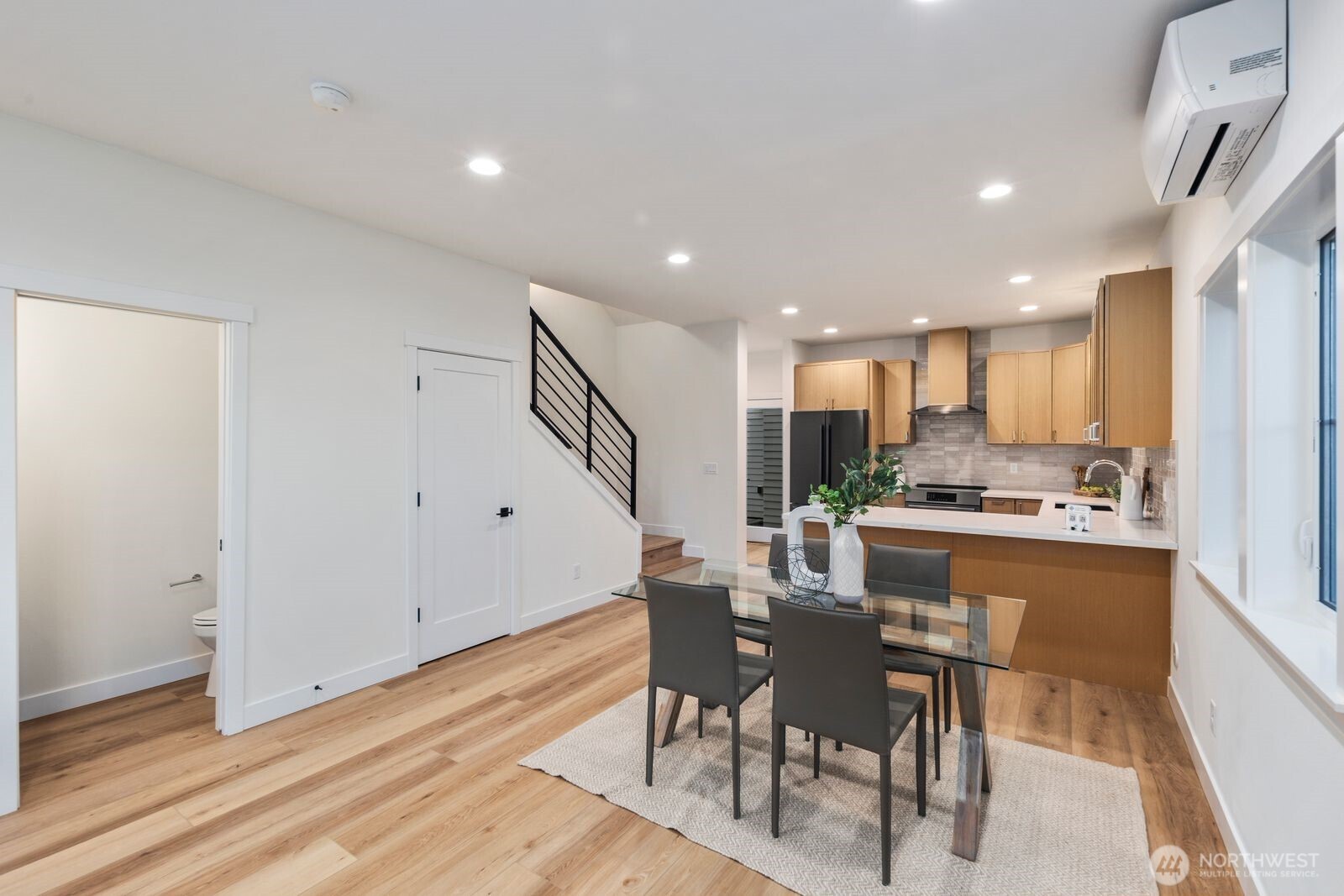 1004 N 48th Street #A, Seattle, WA 98103