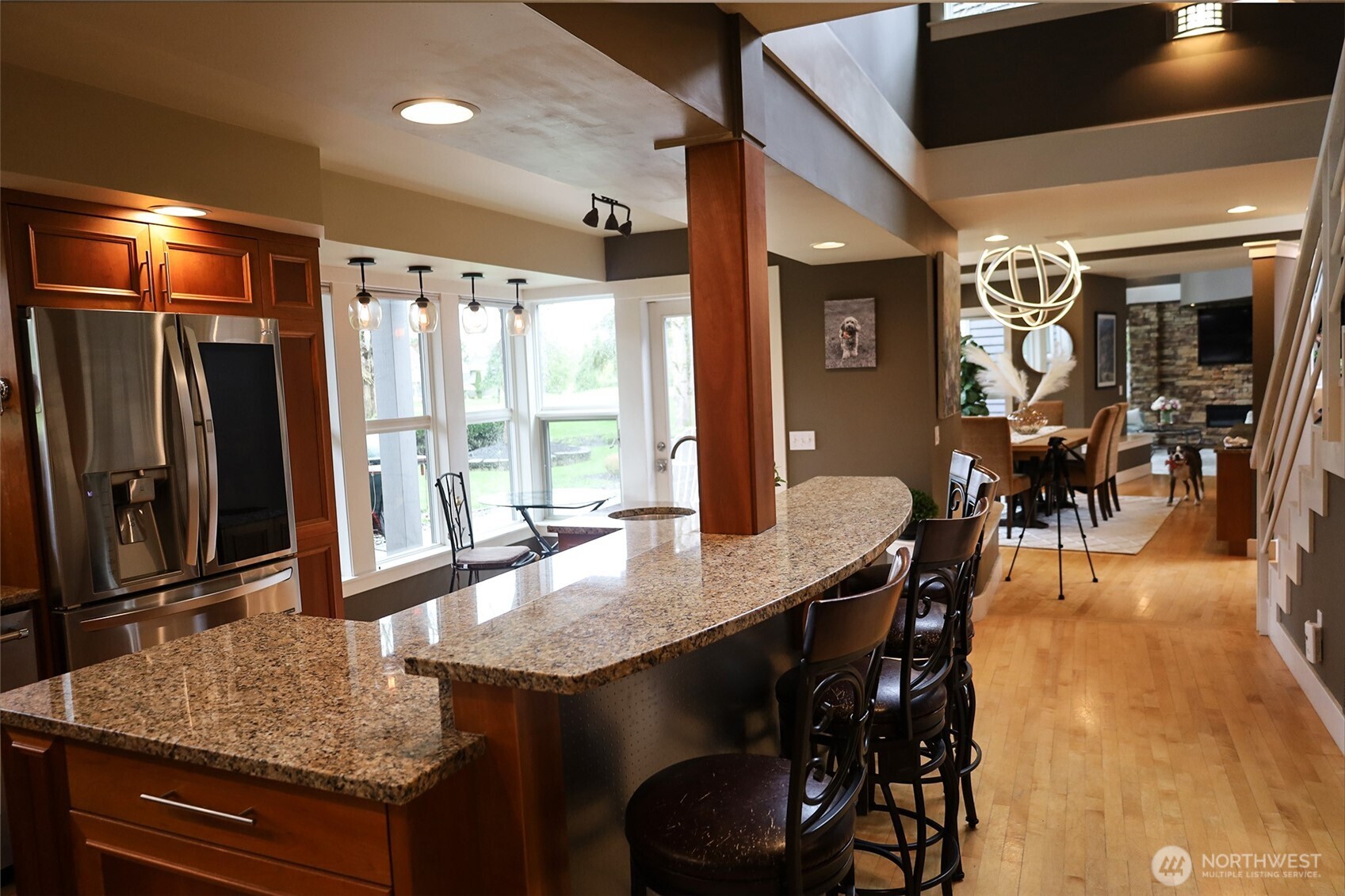 8777 Goshawk Road , Blaine, WA 98230