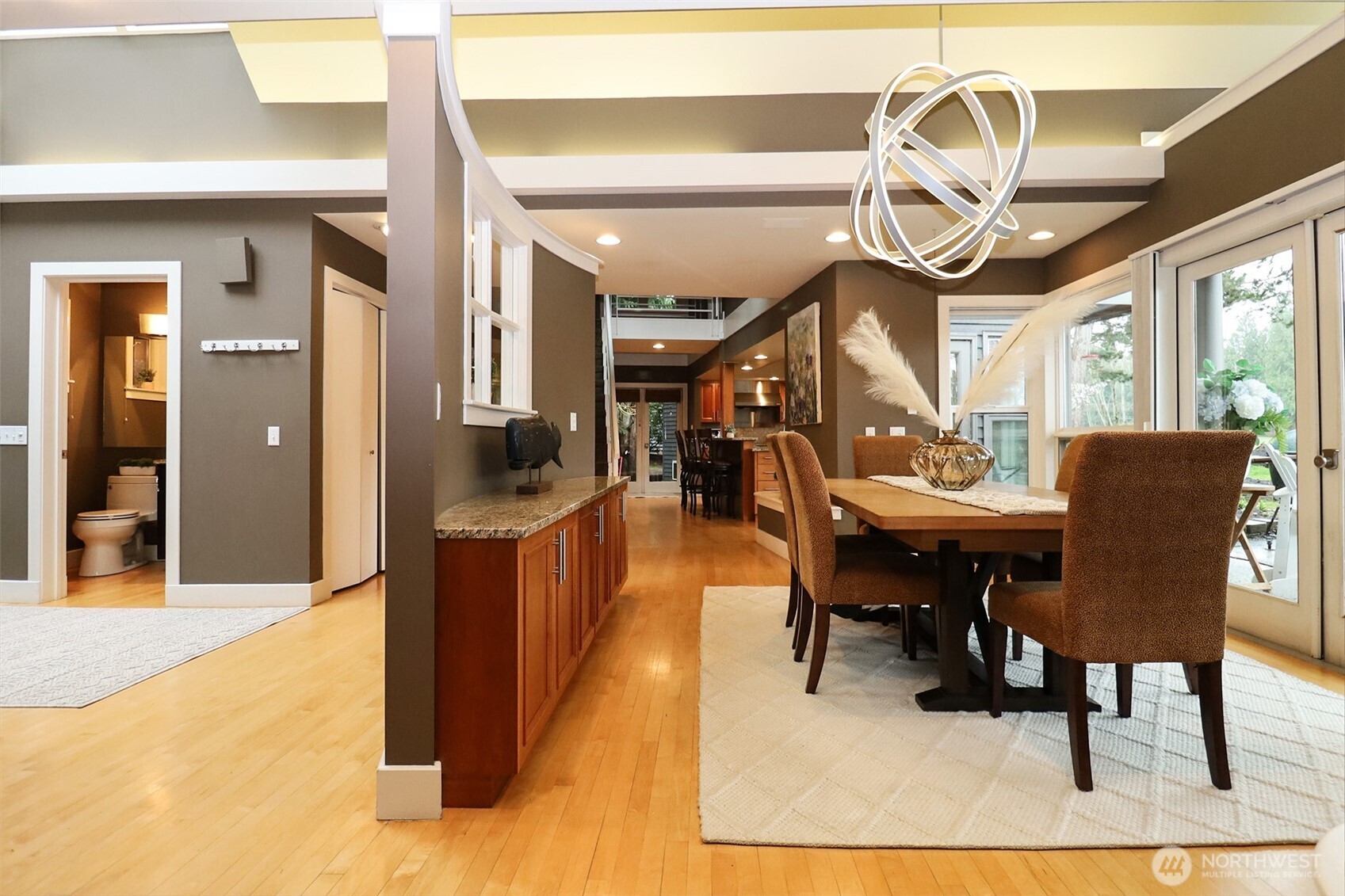 8777 Goshawk Road , Blaine, WA 98230