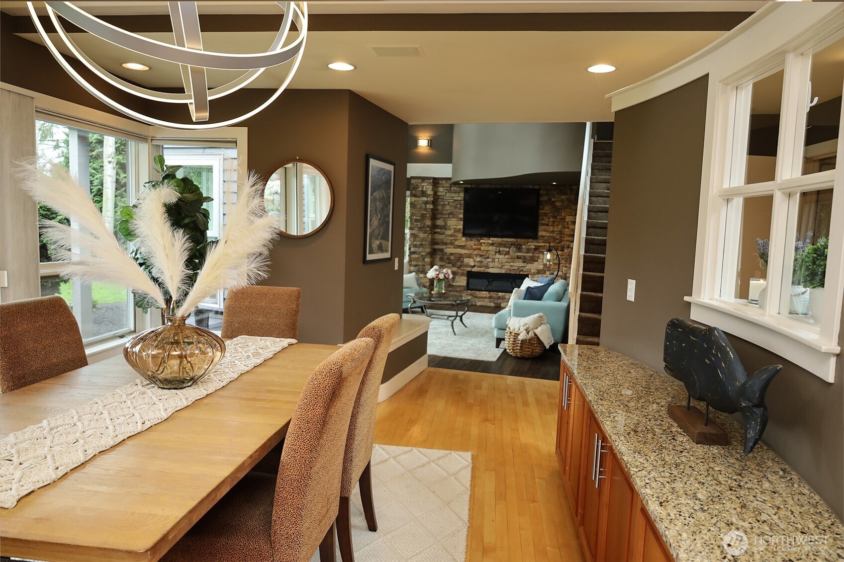 8777 Goshawk Road , Blaine, WA 98230