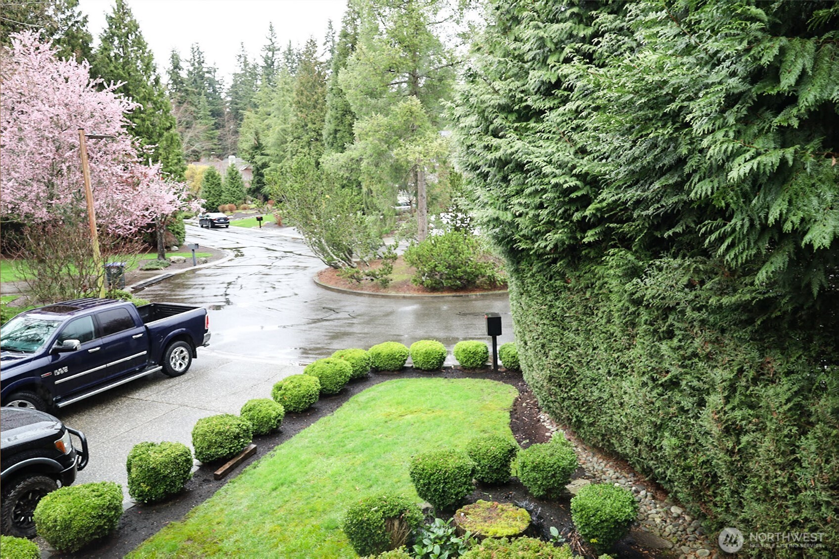 8777 Goshawk Road , Blaine, WA 98230