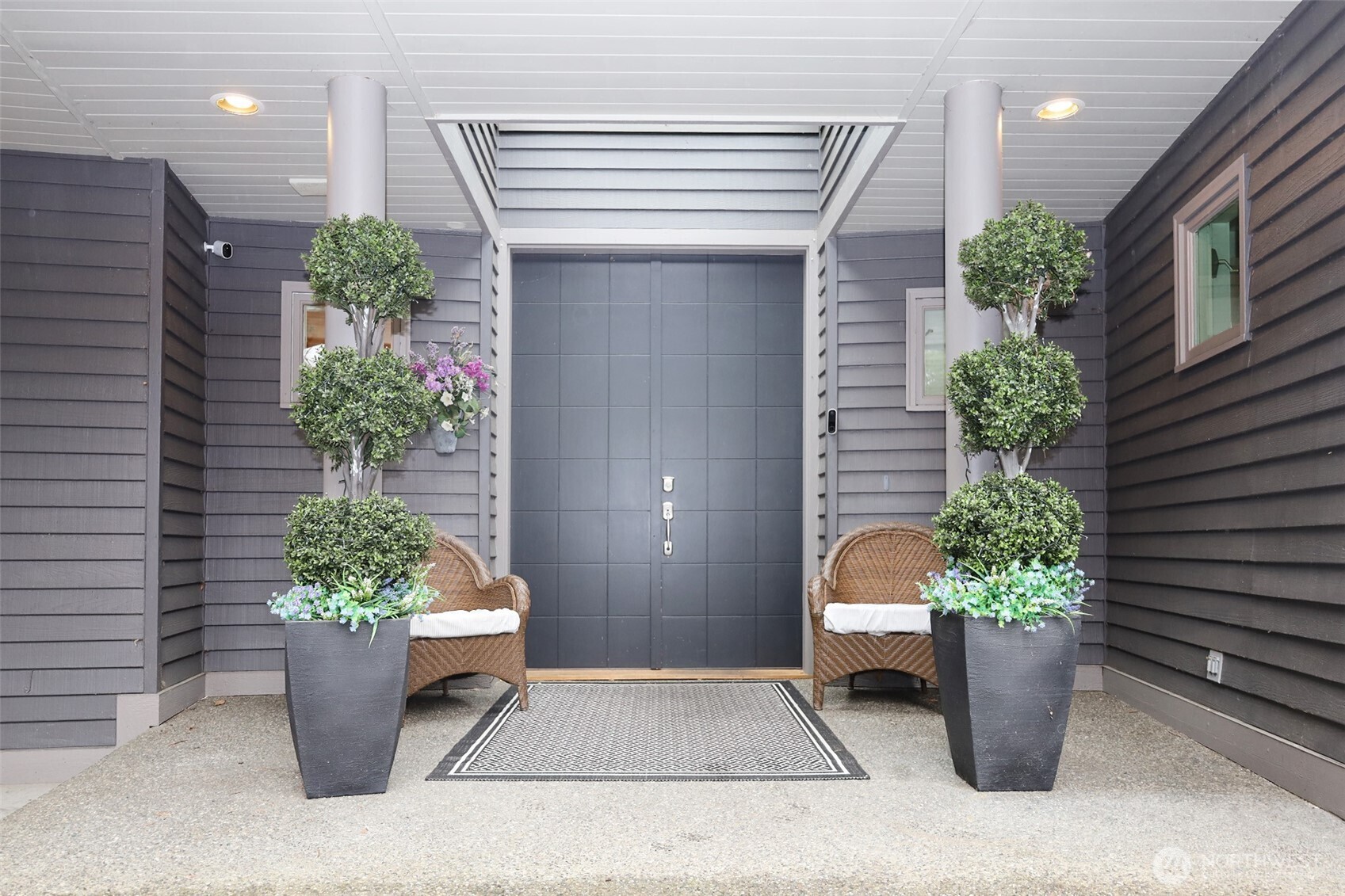 8777 Goshawk Road , Blaine, WA 98230