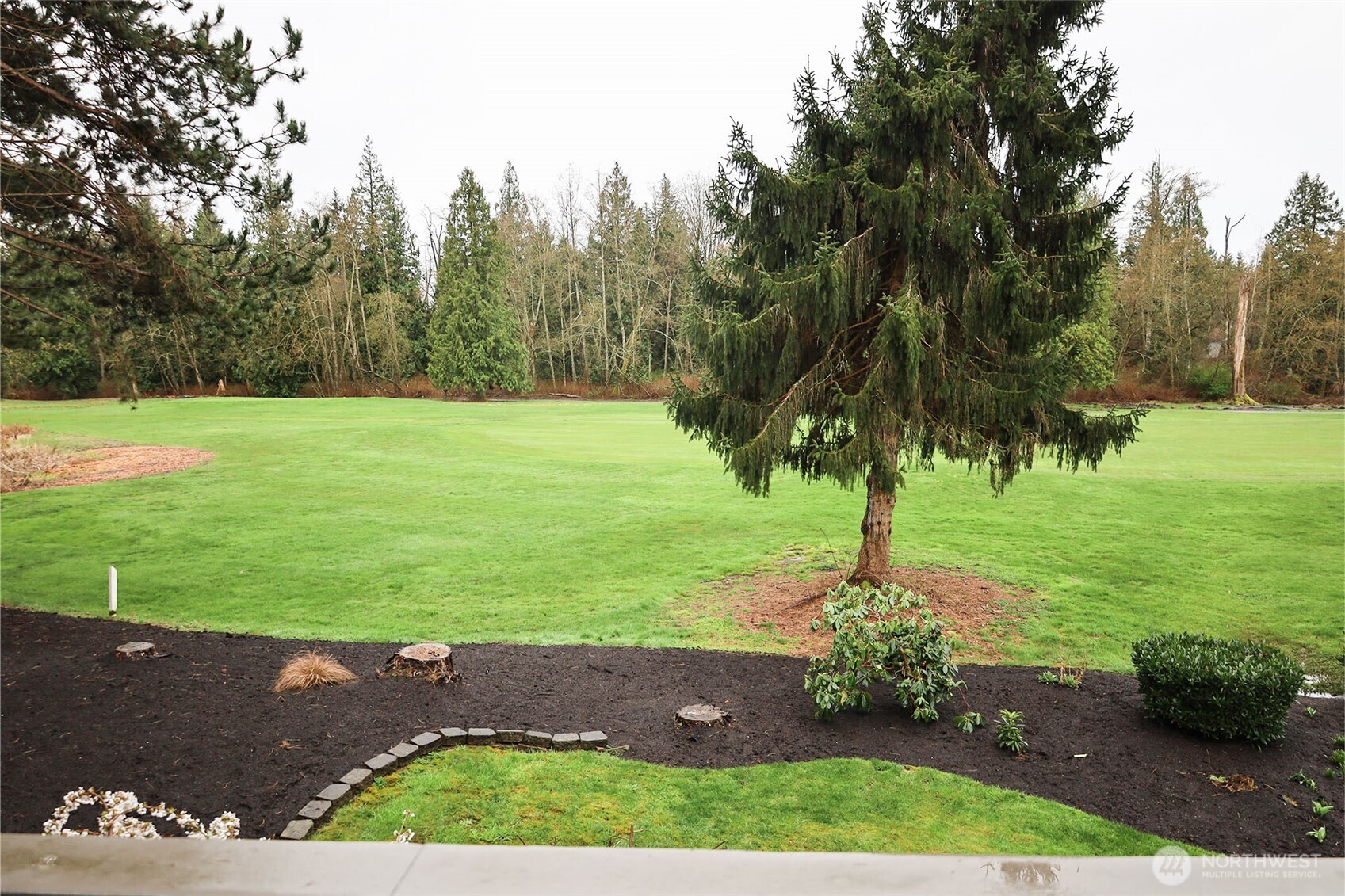 8777 Goshawk Road , Blaine, WA 98230