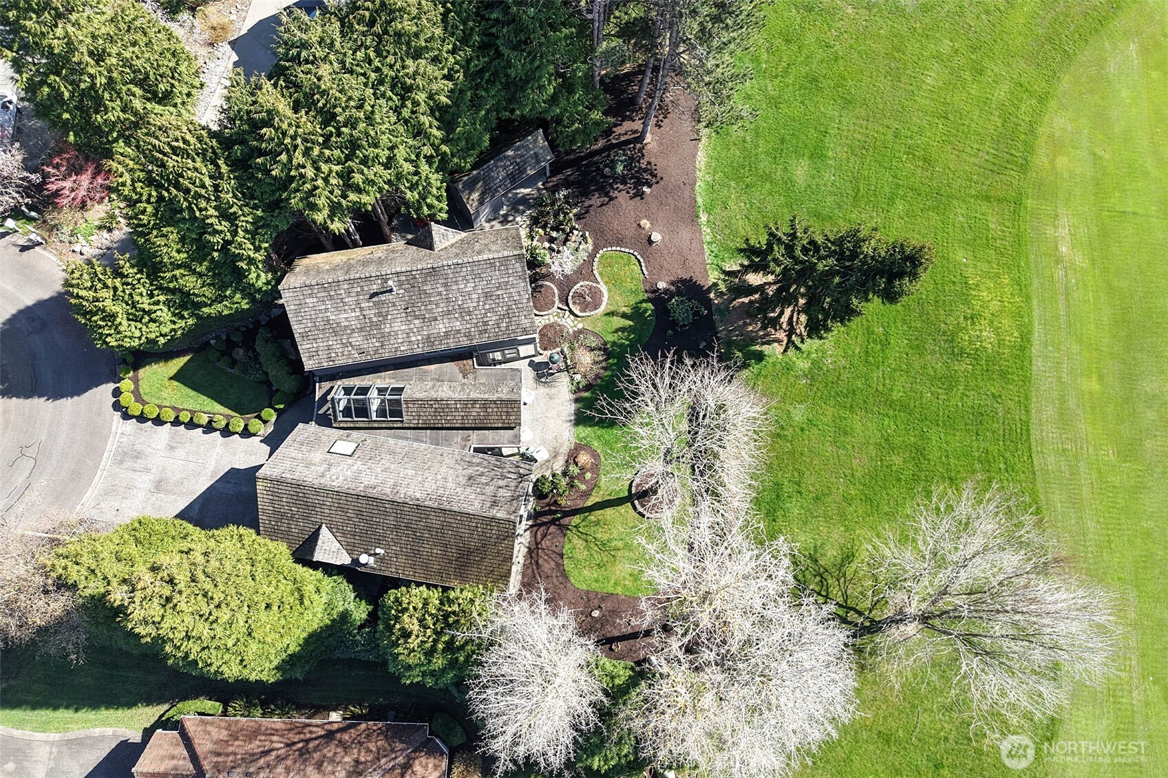 8777 Goshawk Road , Blaine, WA 98230