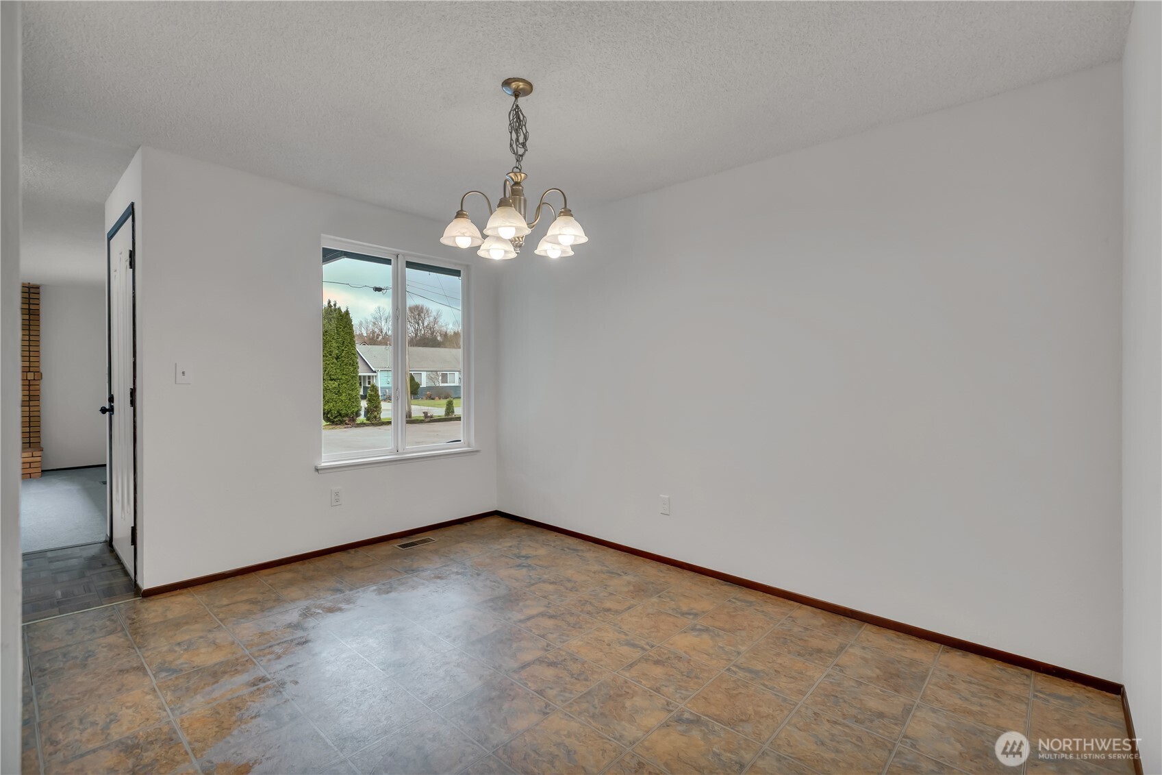 107 Butte Avenue , Pacific, WA 98047