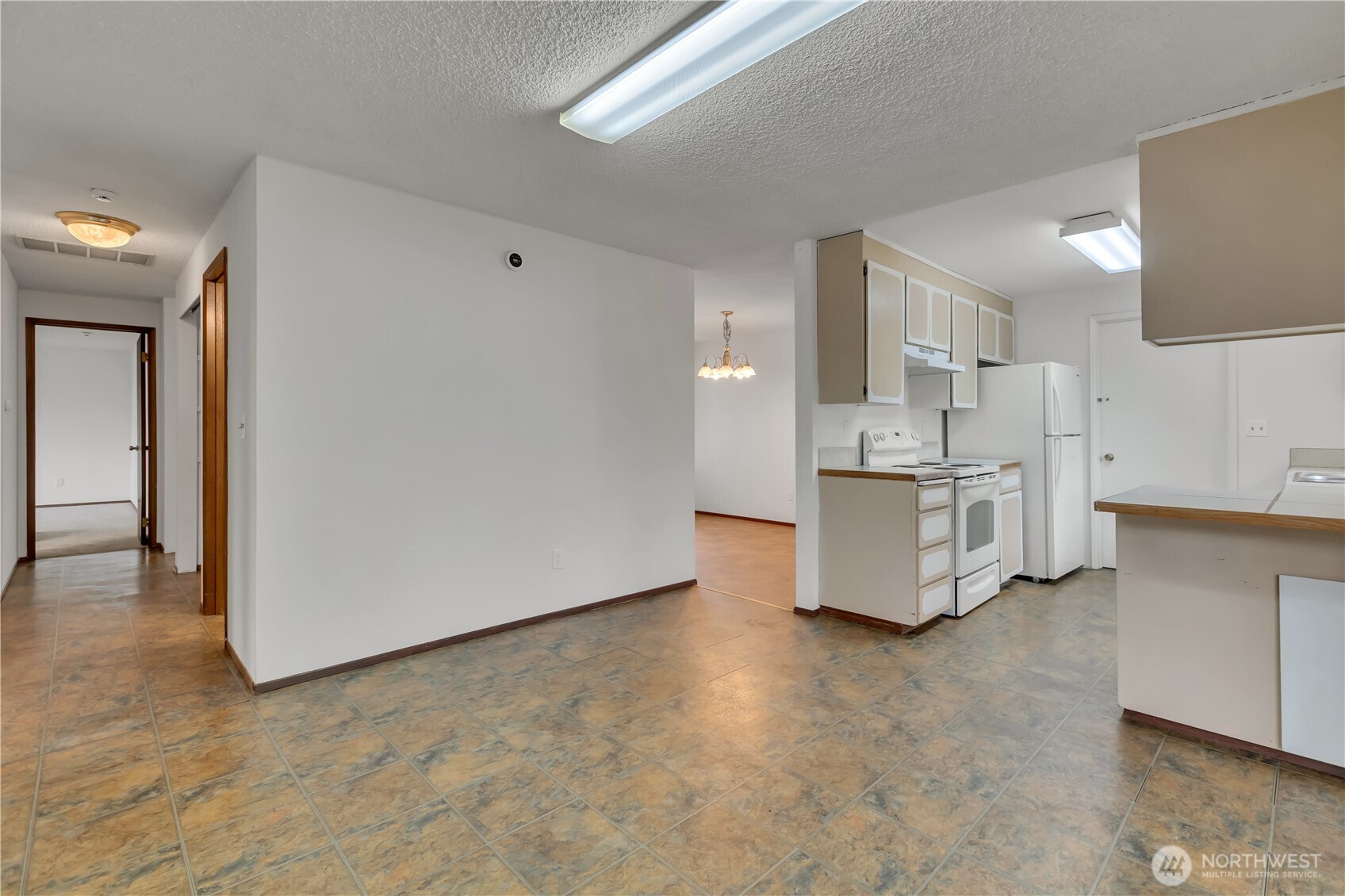 107 Butte Avenue , Pacific, WA 98047