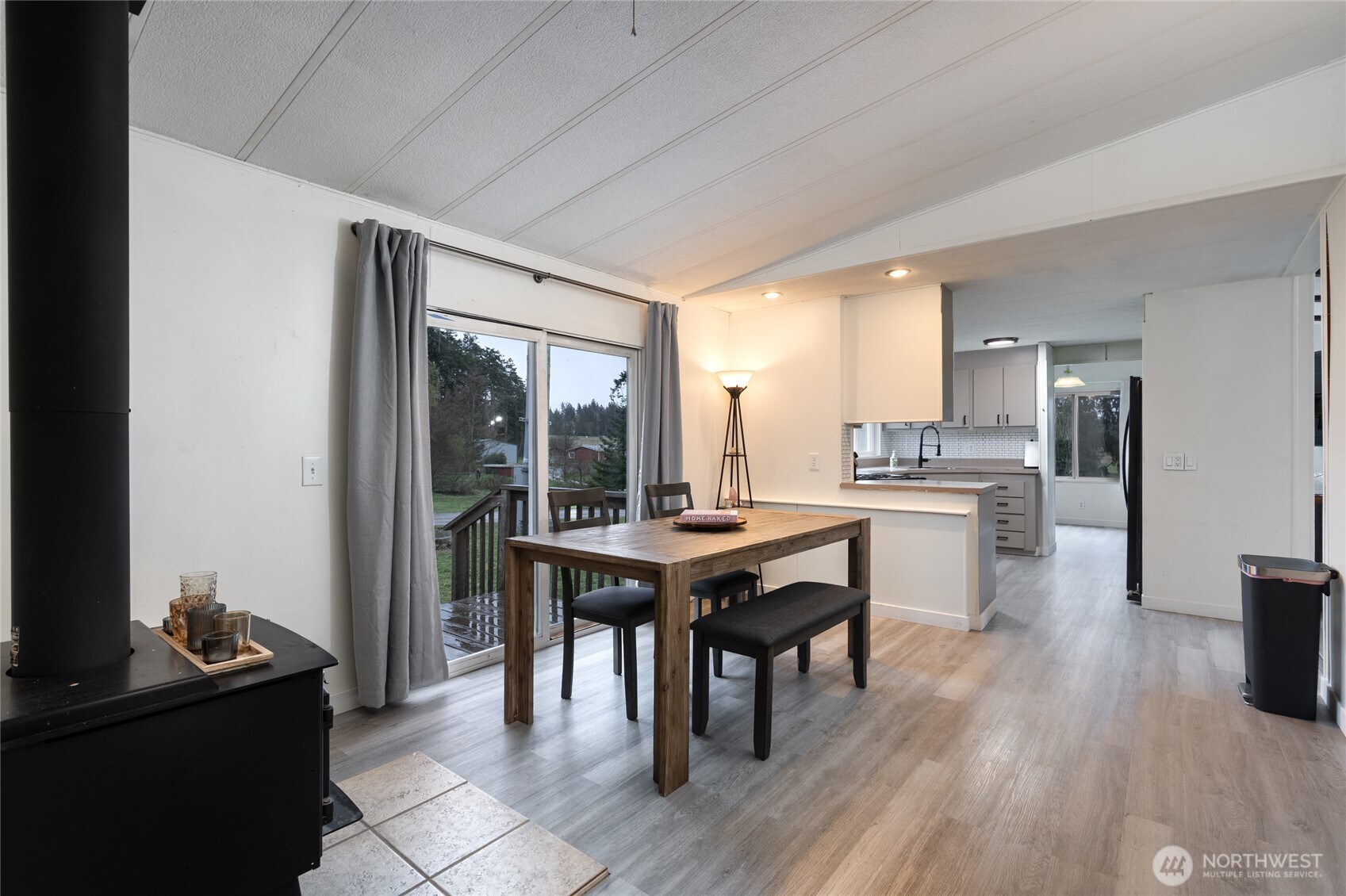 4540 Monkey Hill Road , Oak Harbor, WA 98277