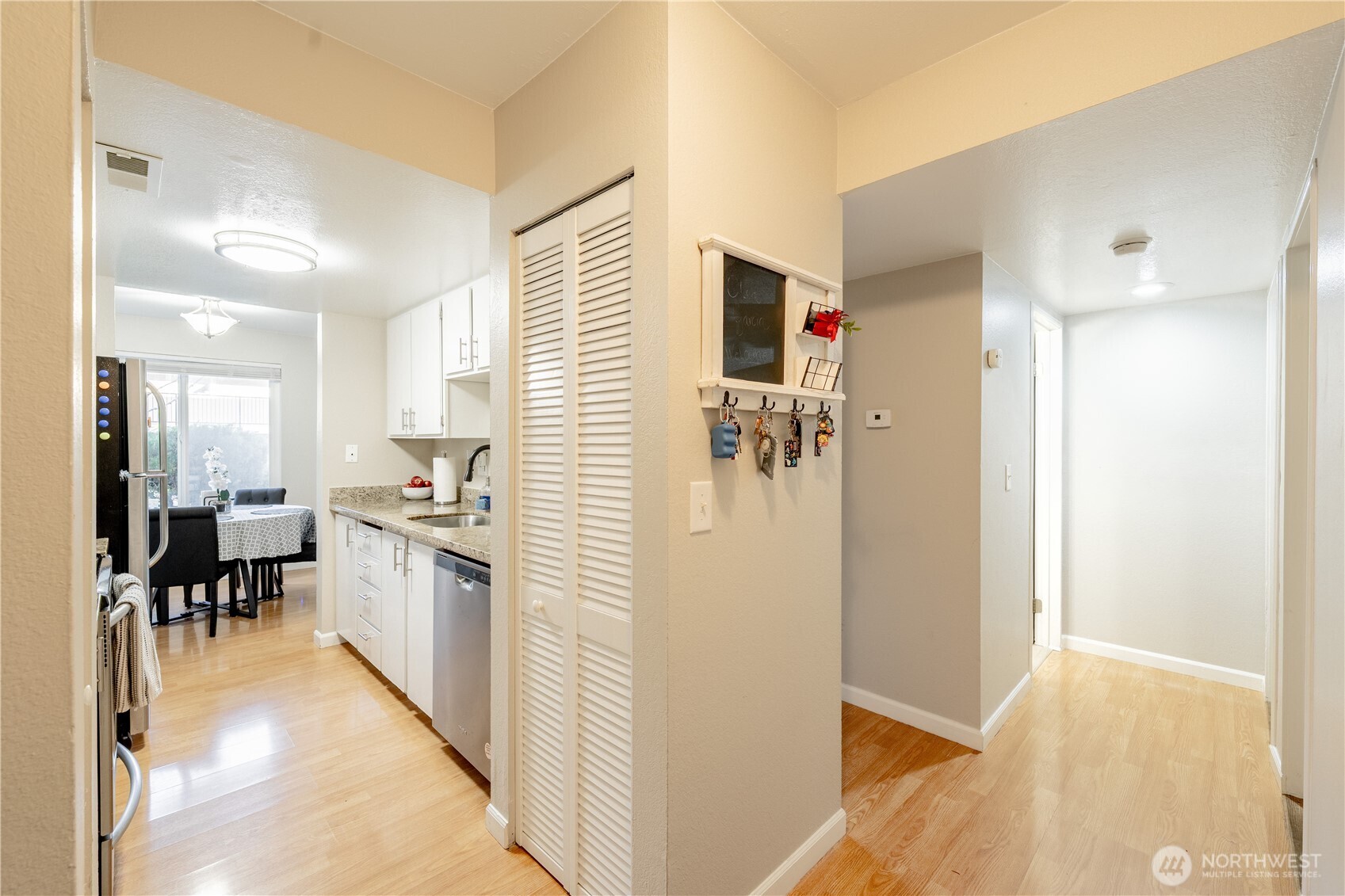 323 75th Street SE #A-14, Everett, WA 98203