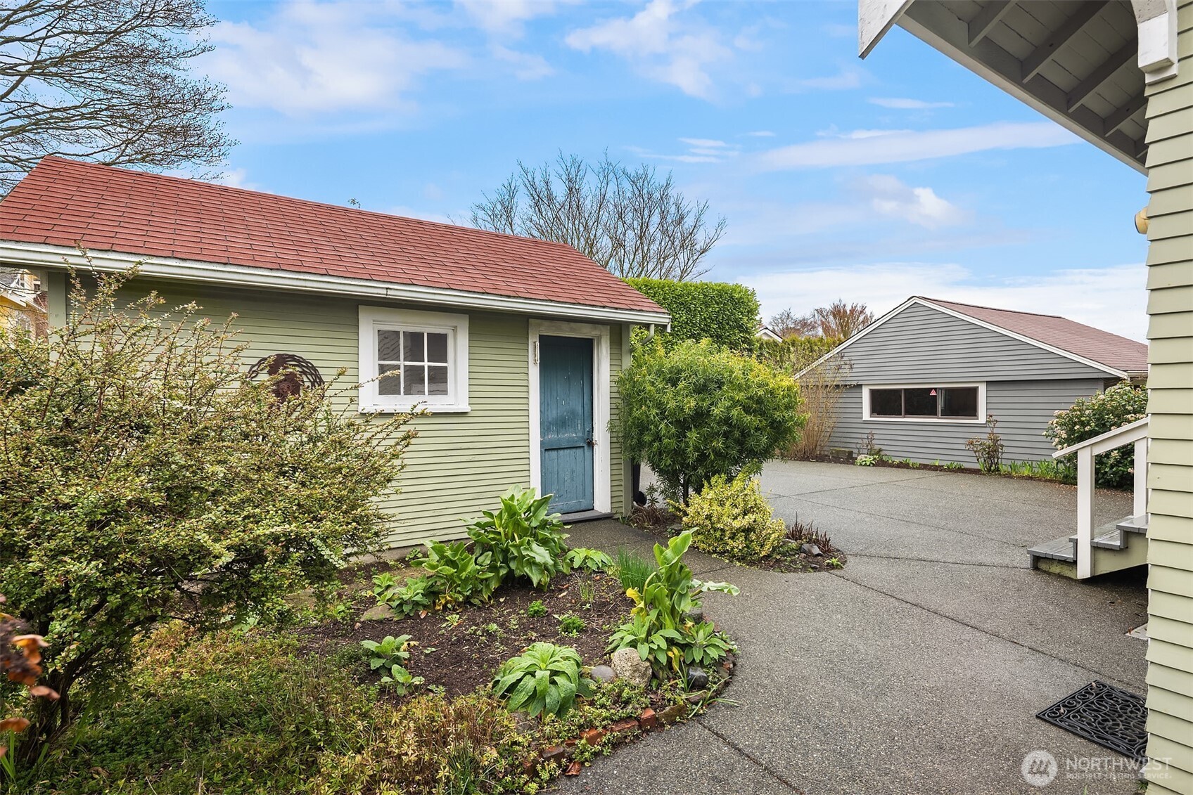 3220 NW 69th Street , Seattle, WA 98117